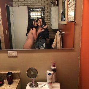 Meet your Posher, Santina